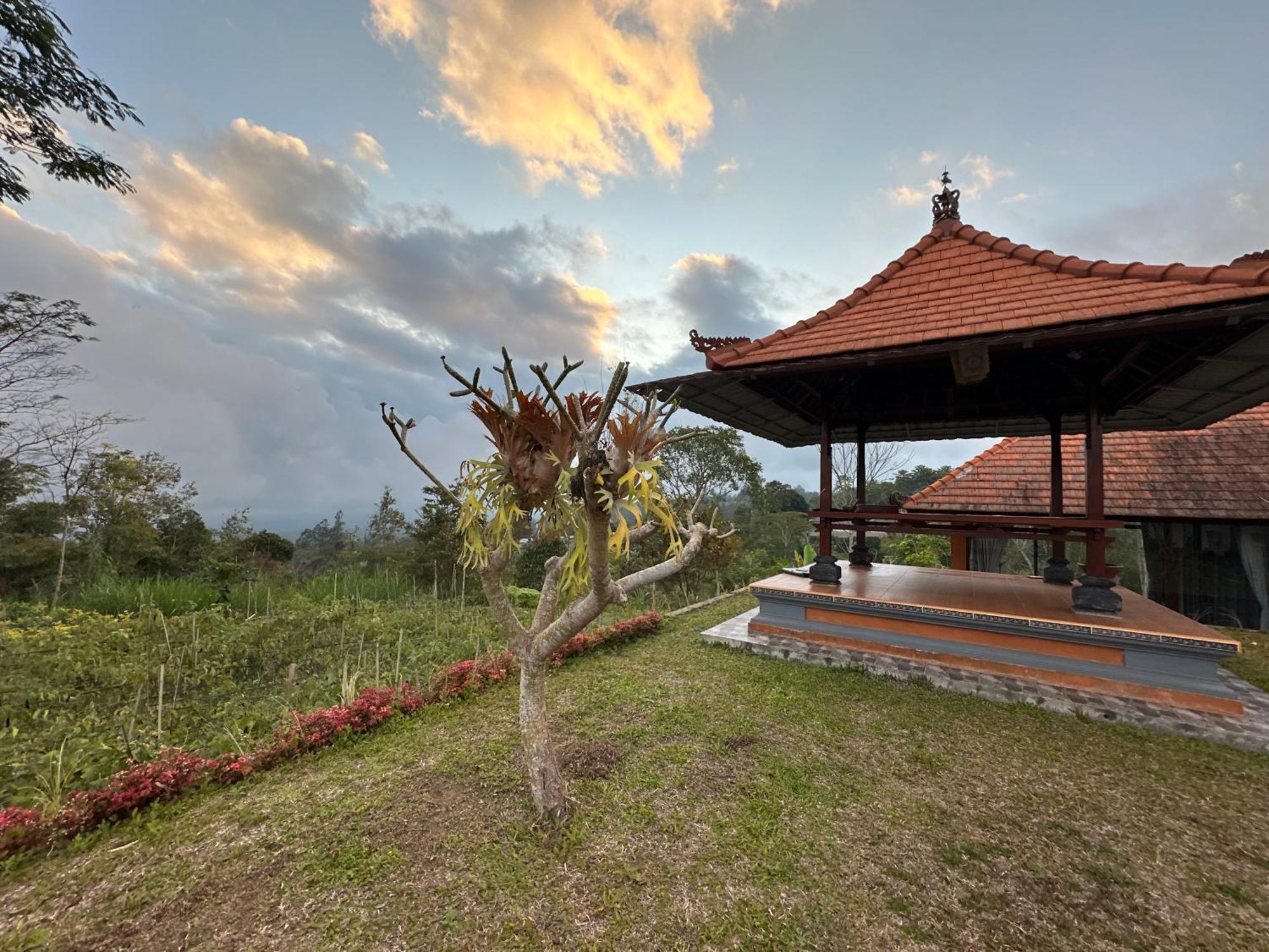 Besakih Bali Basuki Retreat Center 아파트 외부 사진